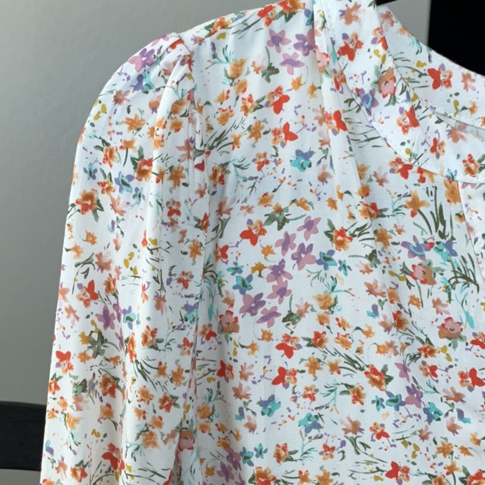 Rose & Thyme Floral Top - Picture 3 of 12